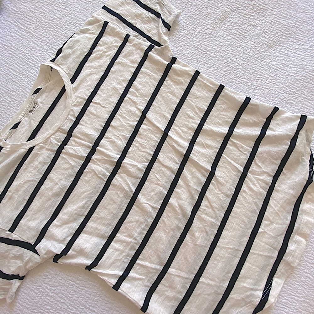 Madewell navy striped tee ⚓️ - Picture 1 of 4